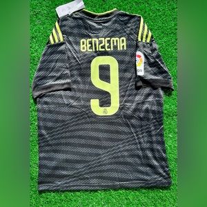NEW Benzema Real Madrid Third 2023 Jersey